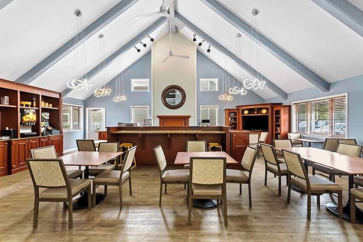 Breakfast area